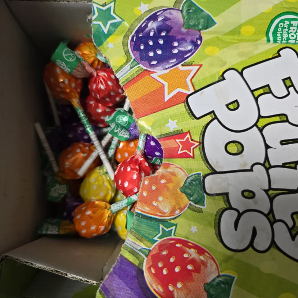 APPROXIMATELY 10 ASSORTED FOOD & DRINK ITEMS TO INCLUDE - AMAZON WATER , SWIZZELS FRUITY POPS 