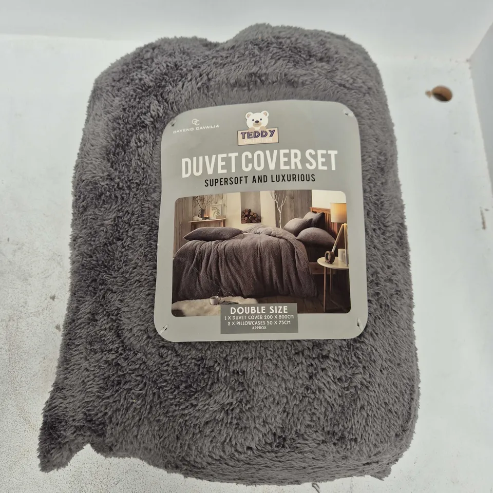 GAVENO CAVAILIA TEDDY FLEECE DUVET COVER SET IN GREY - DOUBLE