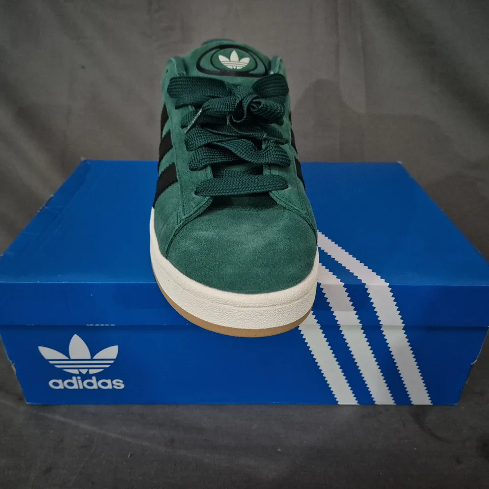 BOXED PAIR OF ADIDAS CAMPUS 00S SHOES IN GREEN/BLACK UK SIZE 12