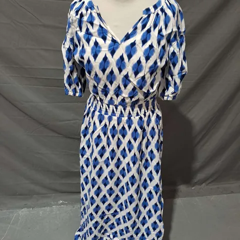 JOULES SHIRRED WAIST MIDI DRESS IN BLUE/WHITE PRINT SIZE 12