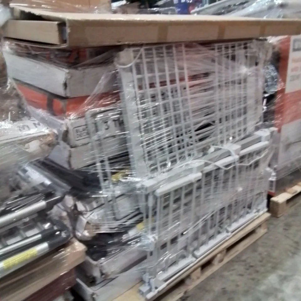 PALLET TO CONTAIN A LARGE QUANTITY OF HEATED CLOTHING AIRERS