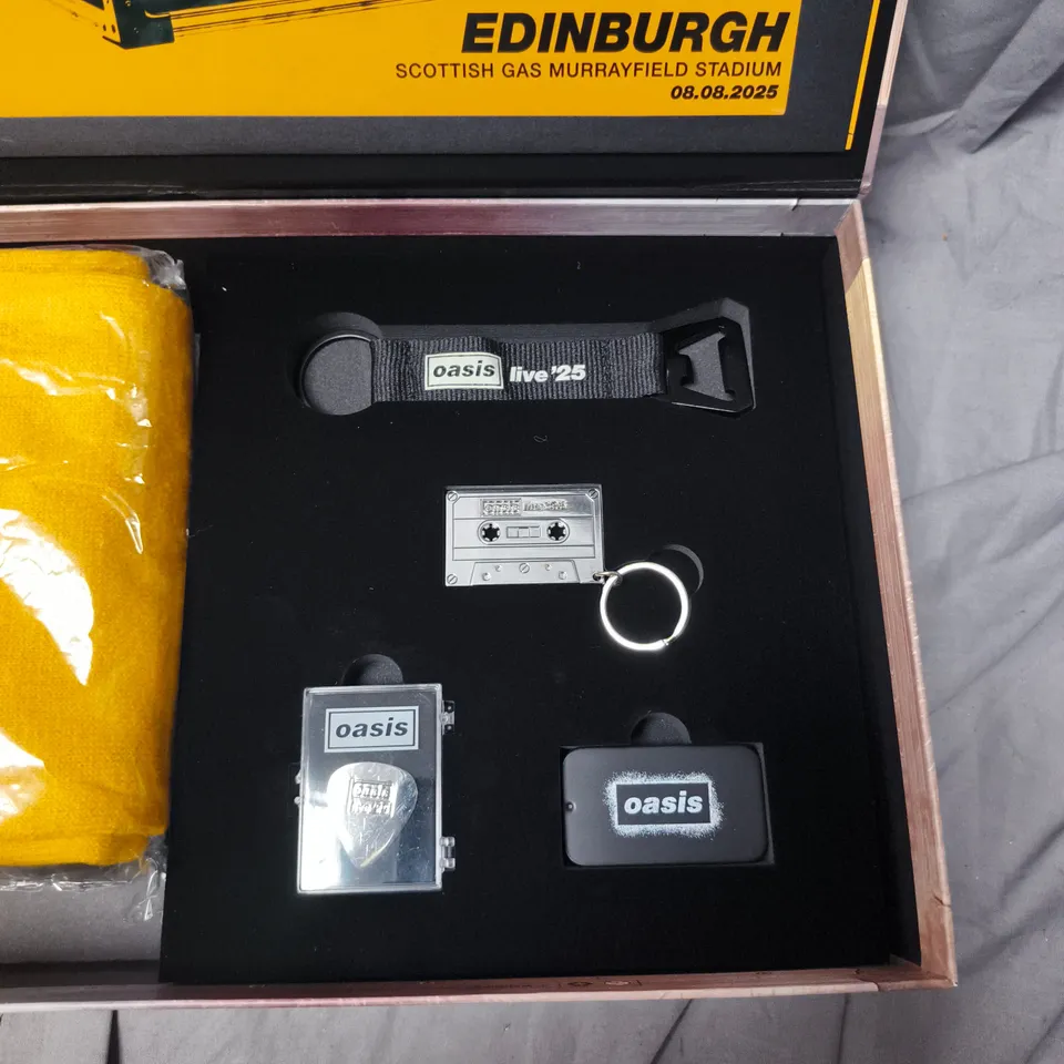 OASIS SHAKERMAKER BOX SET WITH LIVE '25 MEMORABILIA (EDINBURGH 2025)