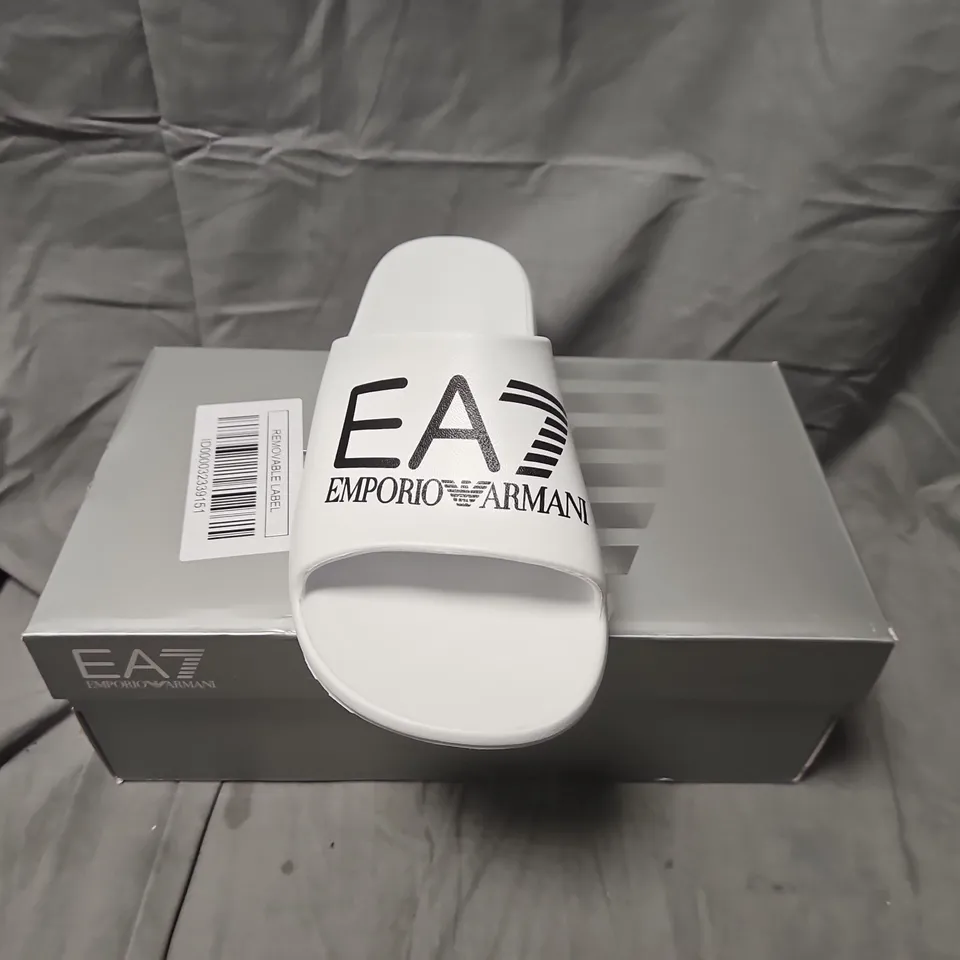 BOXED EA7 EMPORIO ARMANI SLIDES – WHITE, UK 9.5 (EU 44) BEACHWEAR