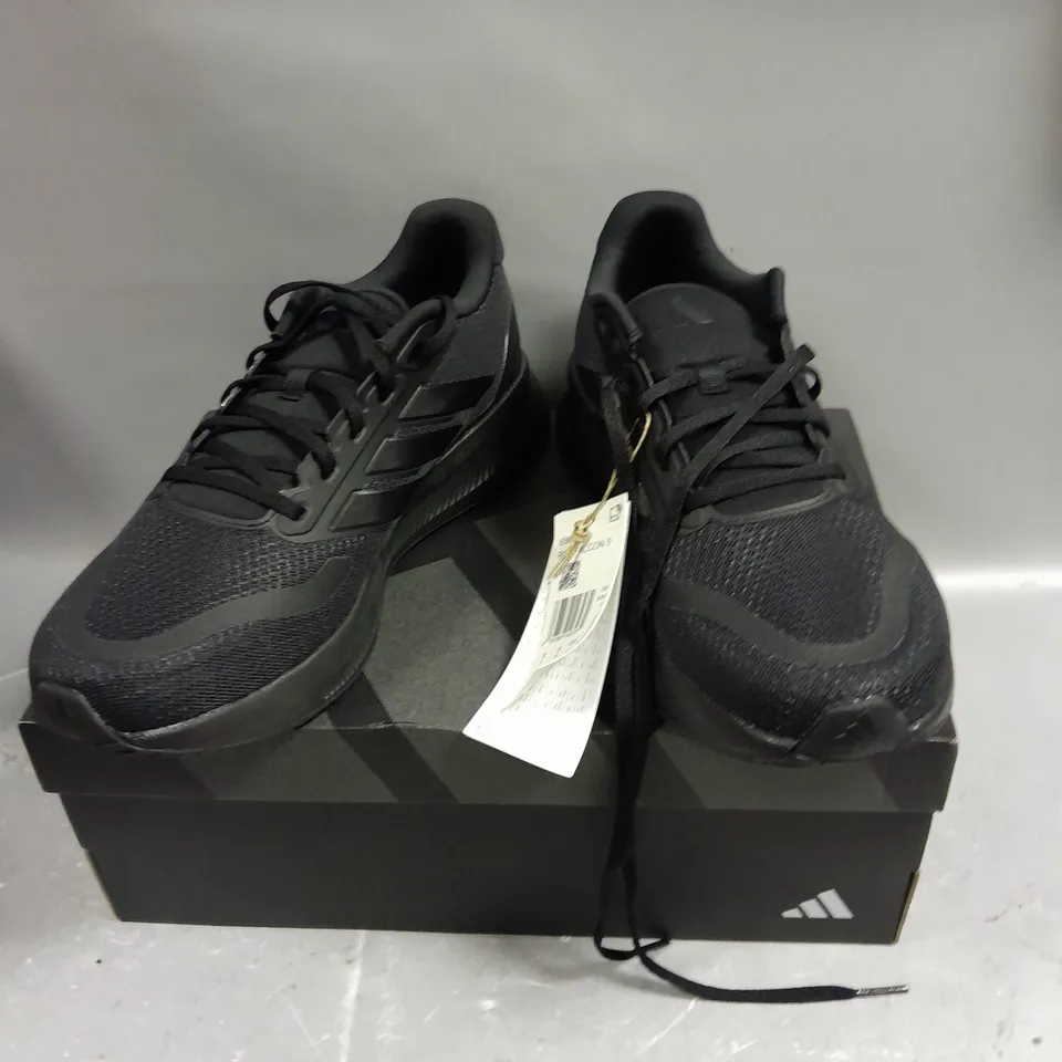 BOXED PAIR OF ADIDAS RUNFALCON 5 TRAINERS IN BLACK - 9