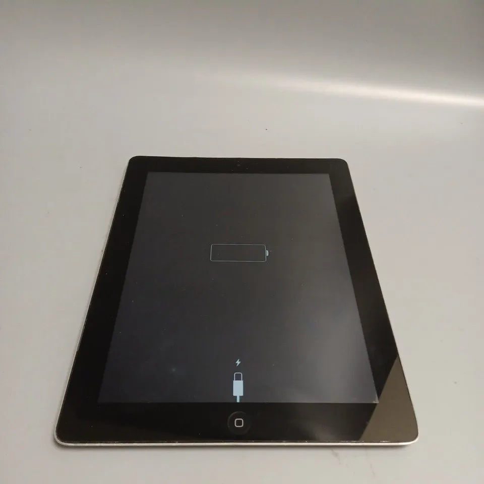 APPLE IPAD 4TH GEN