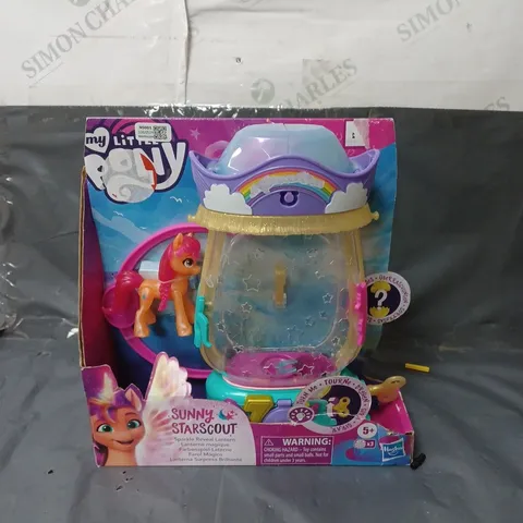 MY LITTLE PONY SUNNY STARSCOUT SPARKLE REVEAL LANTERN