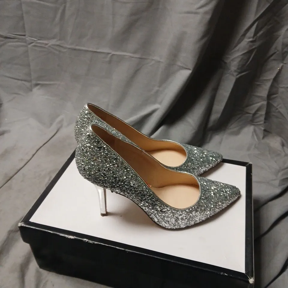 NINE WEST GLITTER PUMPS – SILVER, UK 4 (US 6)