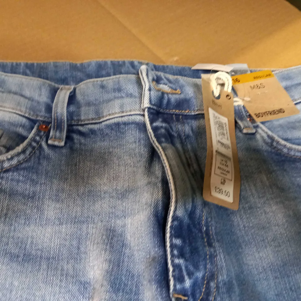 M&S BLUE/DISTRESSED ROLLED DENIM JEANS - SIZE 16