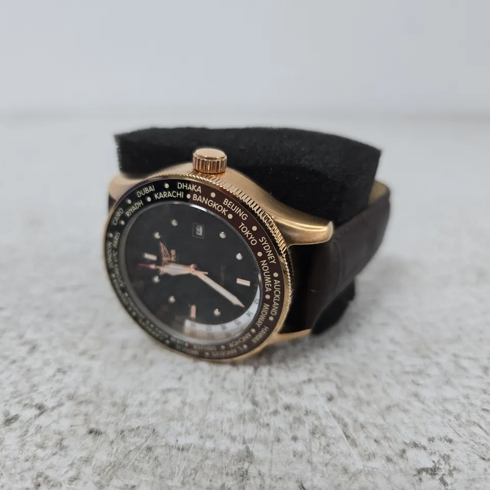 AVIATOR WORLD TIME WRISTWATCH – GOLD-TONE CASE, BROWN LEATHER STRAP