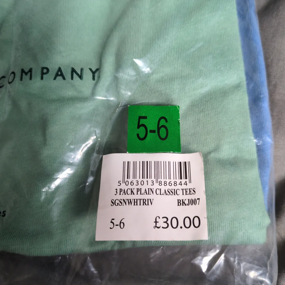 CREW CLOTHING COMPANY 3 PACK PLAIN CLASSIC TEES – KID'S, UK SIZE 5-6, 