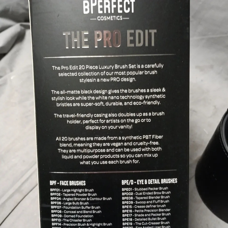 BPERFECT COSMETICS THE PRO EDIT 20-PIECE MAKEUP BRUSH SET