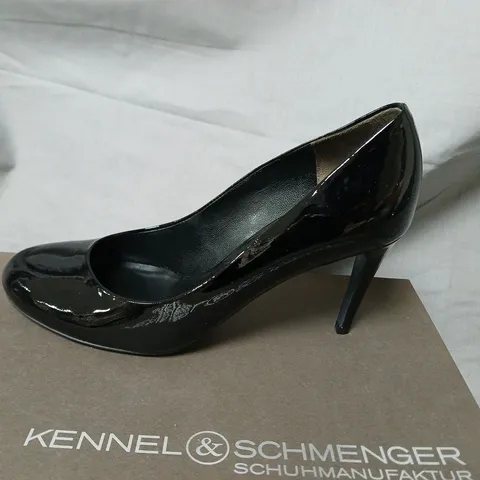 KENNEL & SCHMENGER BLACK PATENT LEATHER HEELS β UK SIZE 5