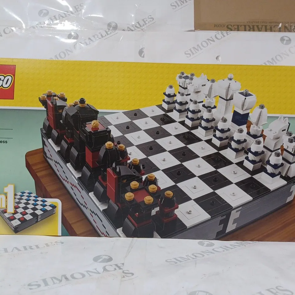 BOXED LEGO 40174 2-IN-1 CHESS