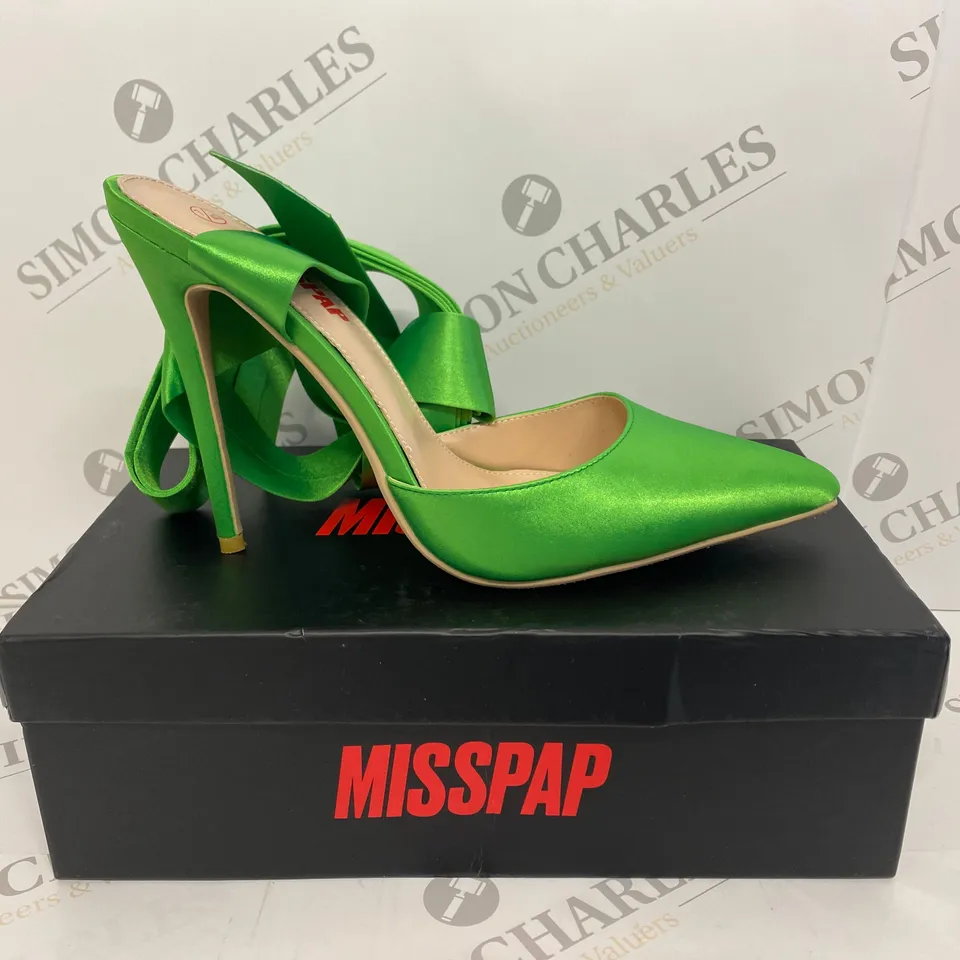 BOXED PAIR OF MISSPAP GREEN HIGH HEELS SIZE 7