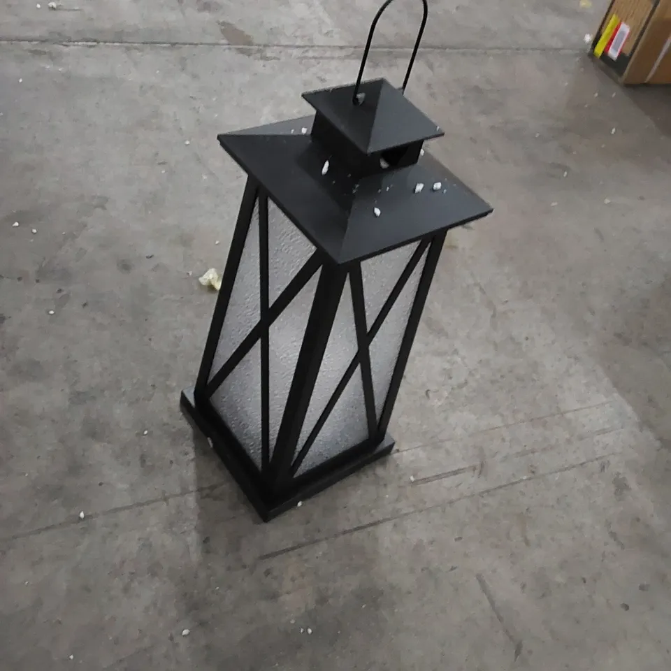 BOXED HOME2GARDEN LED LANTERN