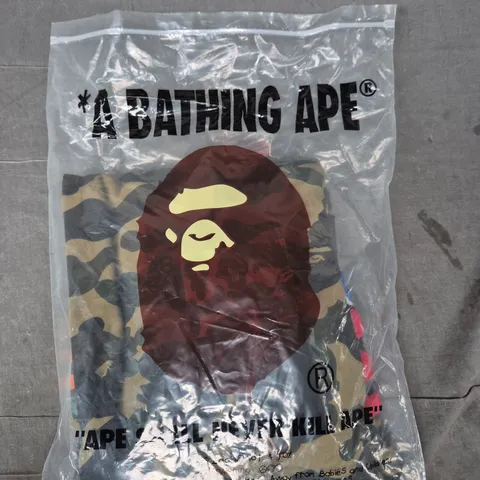 A BATHING APE CAMO SHARK RELAXED FIT FULL ZIP HOODIE JACKET IN GREEN SIZE MEDIUM