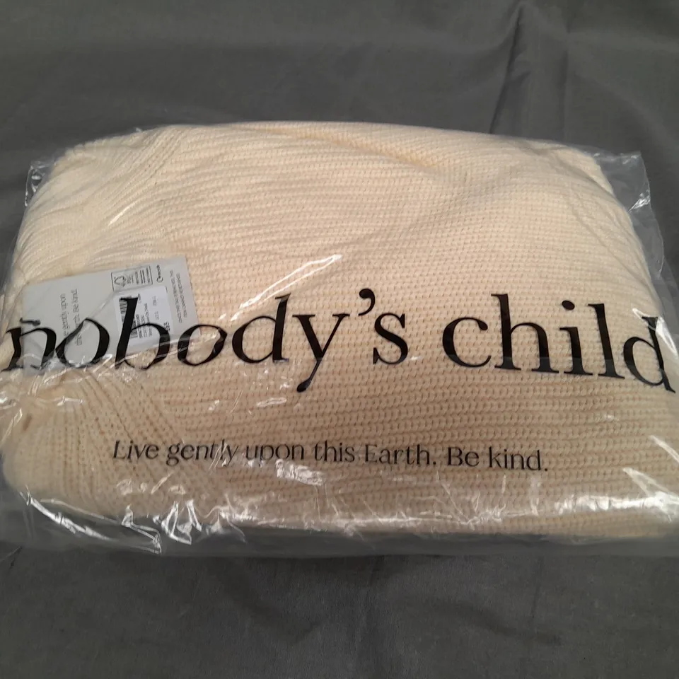 SEALED NOBODYS CHILD BOXY GROWN ON NECK - UK LARGE 