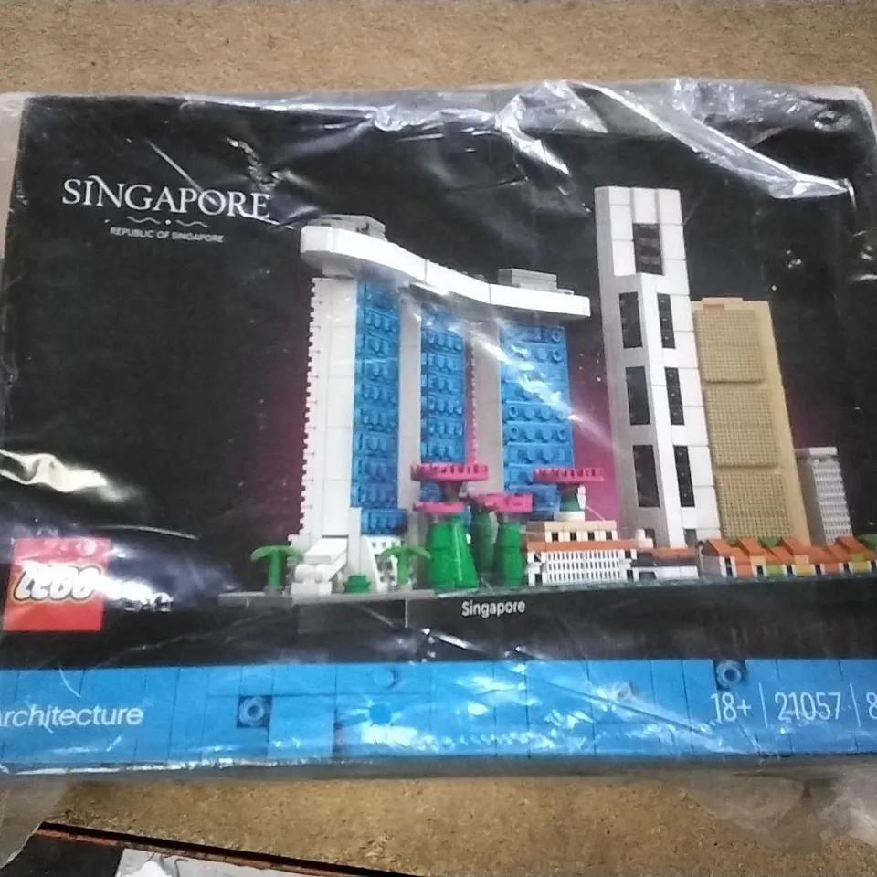LEGO SINGAPORE BUILDING SET 21057 RRP £54.99