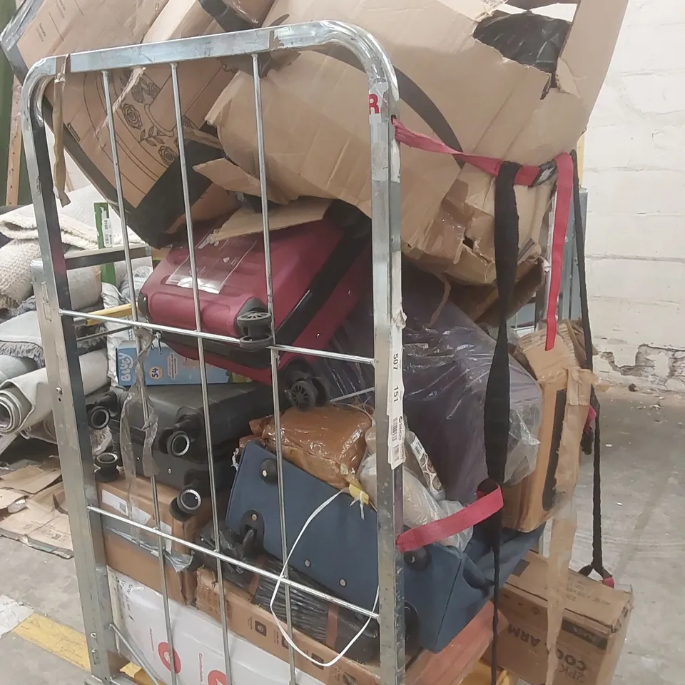 CAGE CONTAINING A LARGE QUANTITY OF ASSORTED ITEMS INCLUDING: SUITCASES, GARDEN PARASOL, BABY PLAYPEN, CAMPING CHAIRS ECT // CAGE NOT INCLUDED