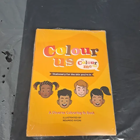 BOX OF APPROXIMATELY 125 COLOUR US BY COLOUR ME KIDS DIVERSE COLOURING BOOKS