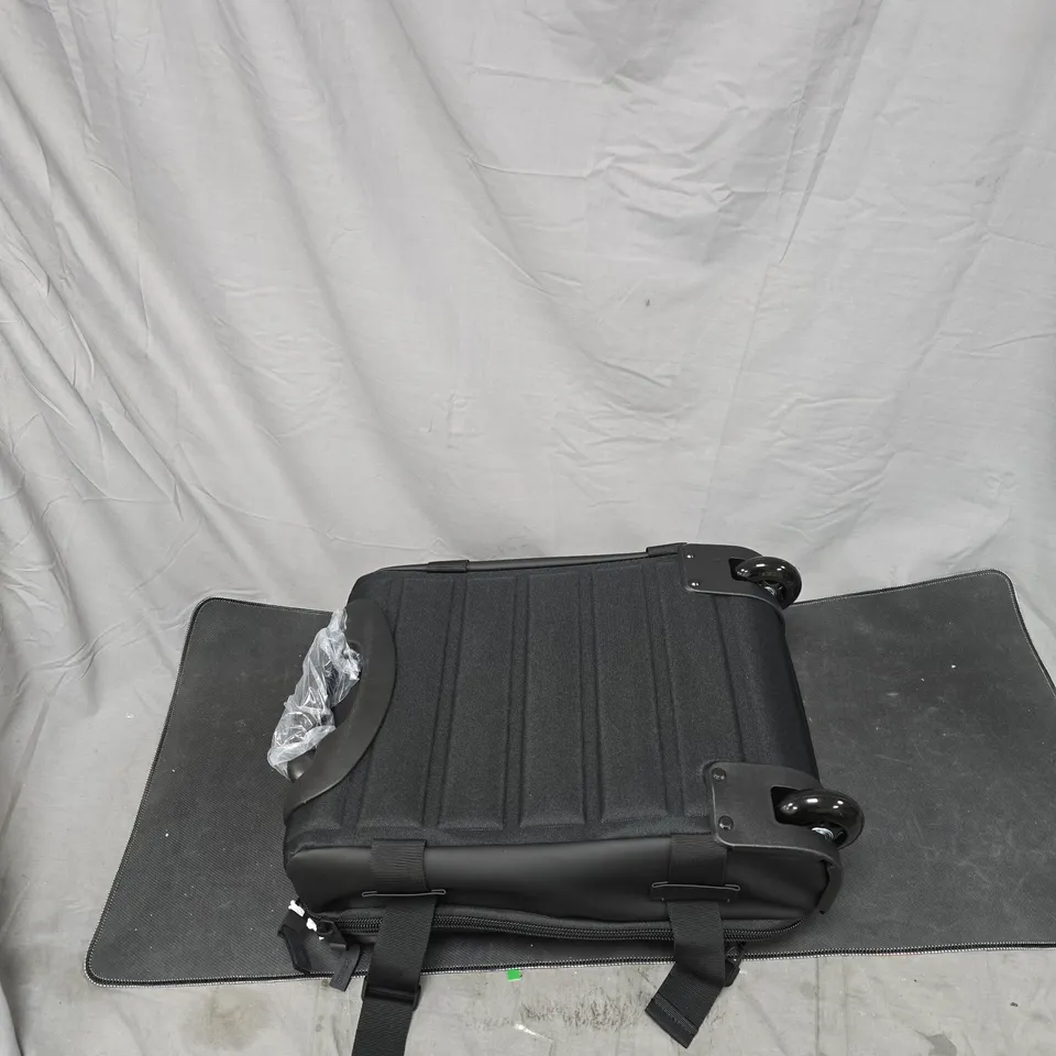 CAMERA EQUIPMENT ROLLING CASE – BLACK WITH WHEELS