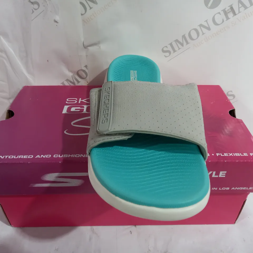SKETCHERS GO WALK SANDAL - GREY SIZE 6