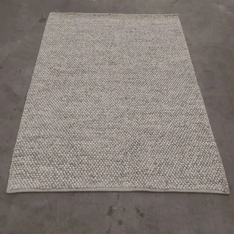 QUALITY DESIGNER AREA RUG - APPROXIMATELY 170 x 120cm