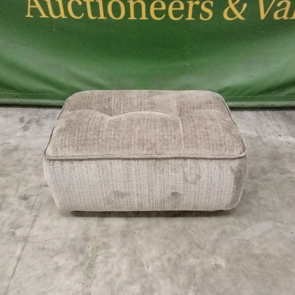 QUALITY DESIGNER ITALIAN MADE GRAVINA MAXI RECTANGULAR FABRIC UPHOLSTERED STOOL