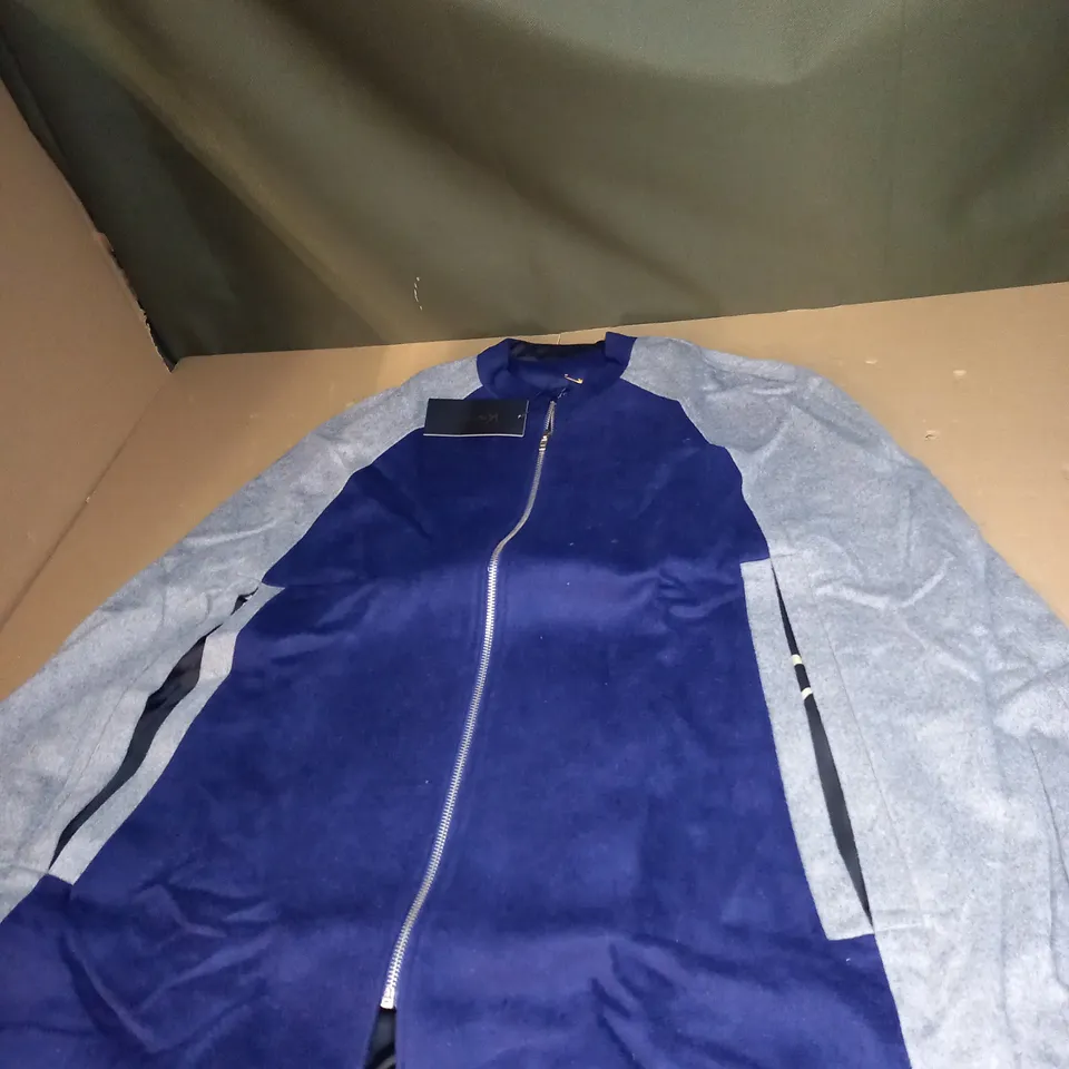 KINTSUGI NAVY AND GREY CAPES SIZE 14