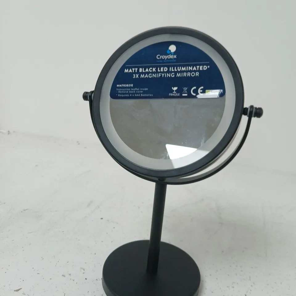 CROYDEX MATT BLACK LED ILLUMINATED 3X MAGNIFYING MIRROR ON STAND