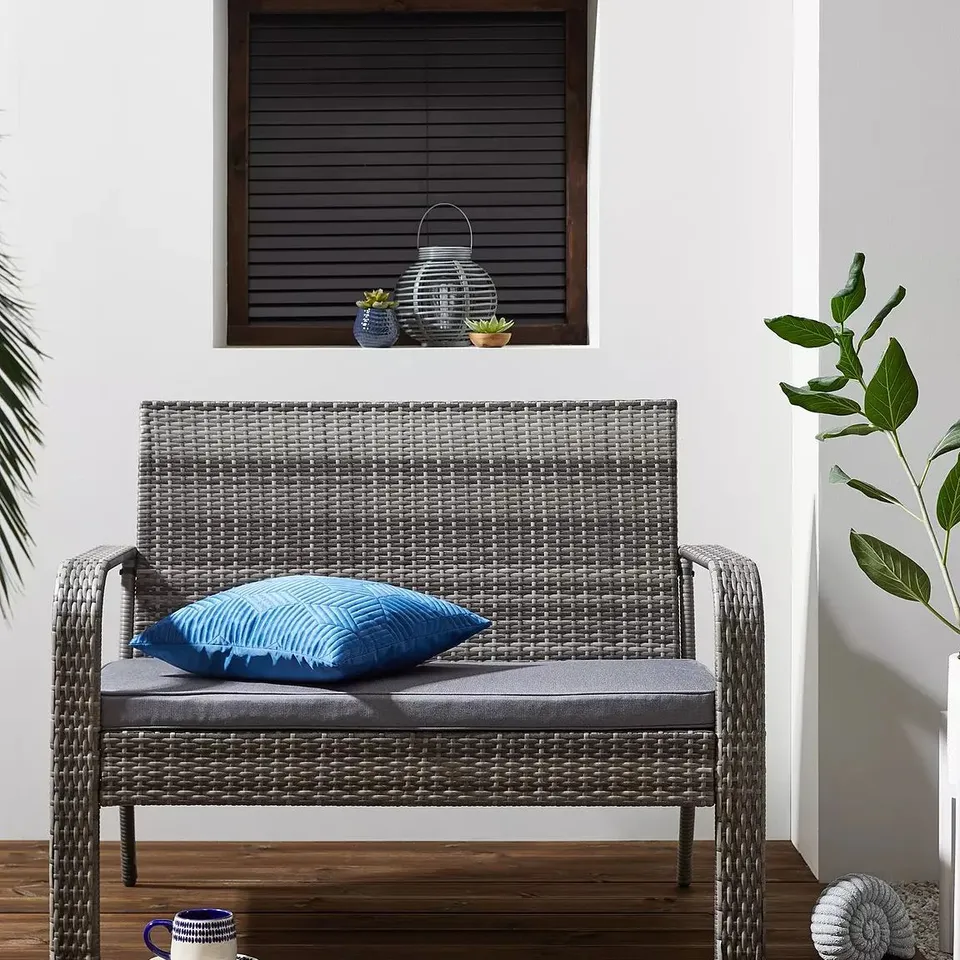 BOXED HAMILTON BENCH (1 BOX) RRP £140