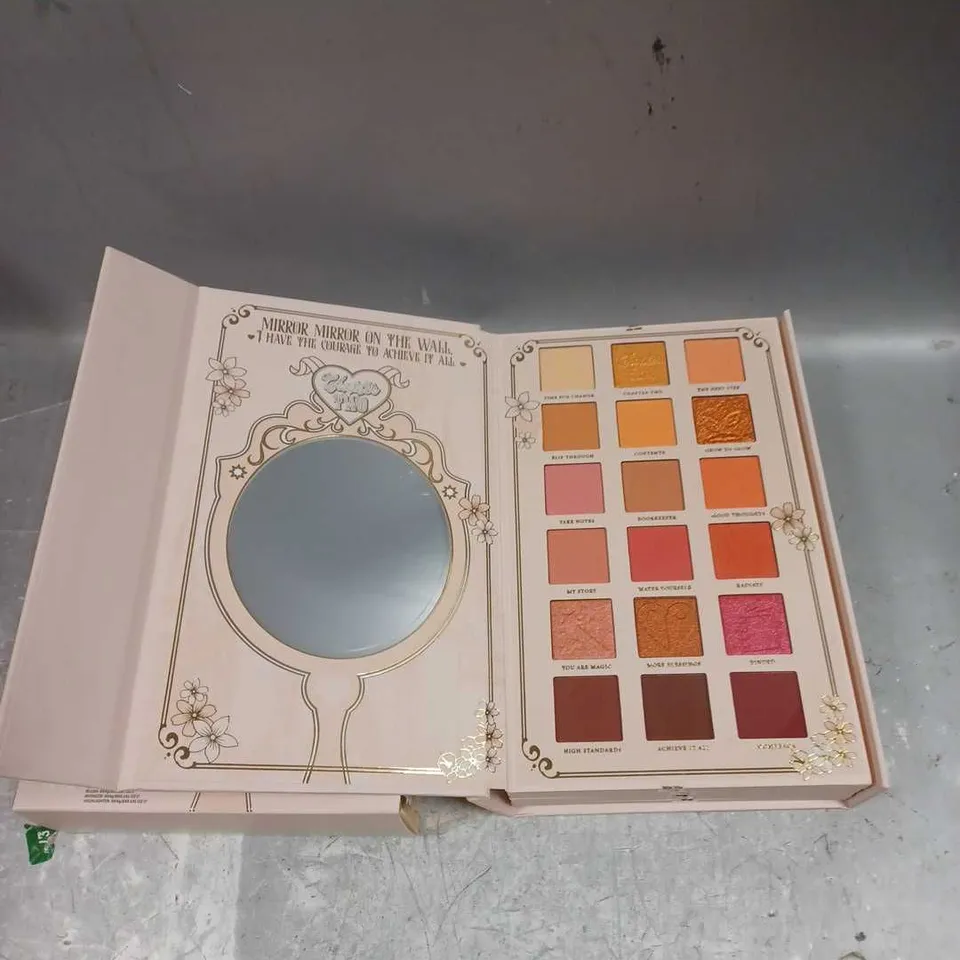 BOXED PLOUISE CHAPTER 2 A BRAND NEW CHAPTER PALETTE FOR EYE AND FACE 