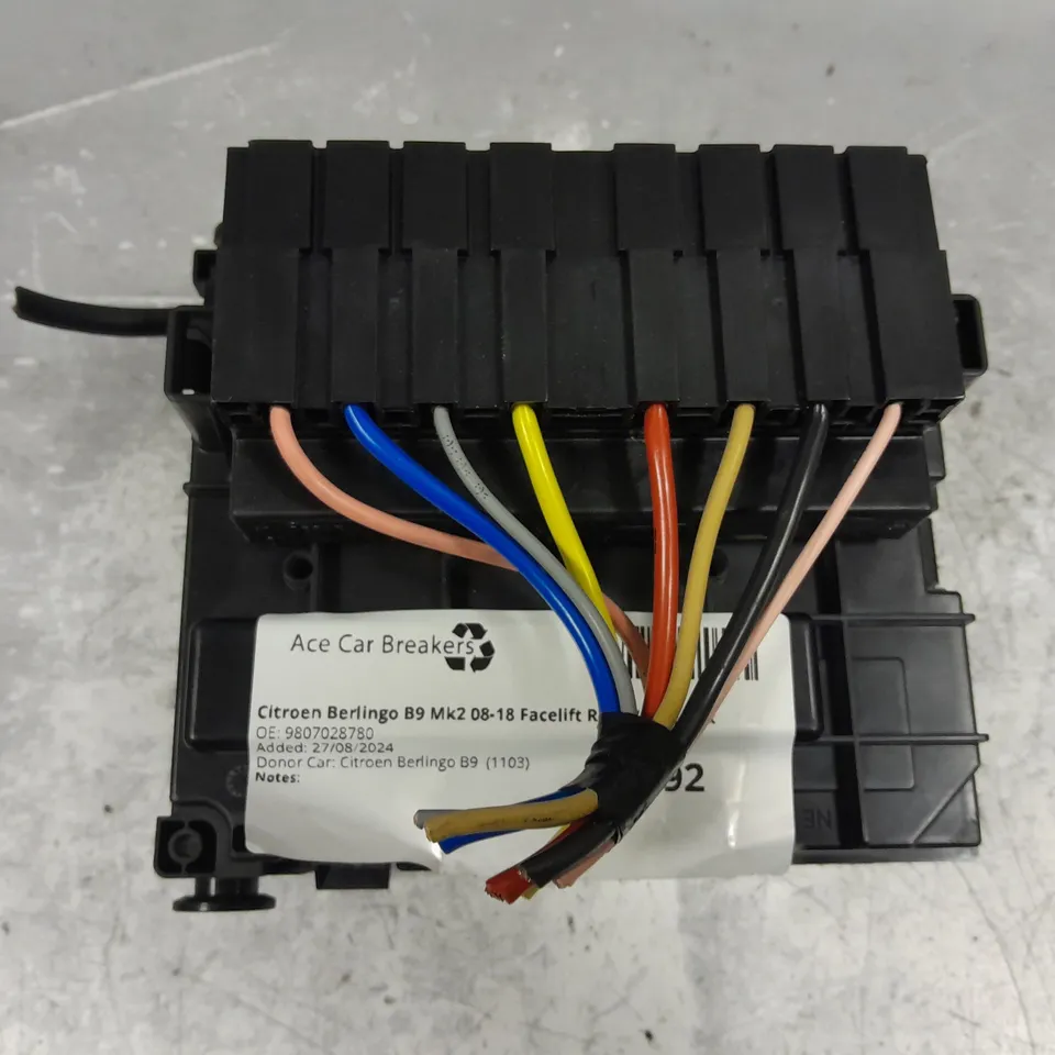 CITROEN BERLINGO B9 MK2 08-18 FACELIFT RELAY/FUSE BOX