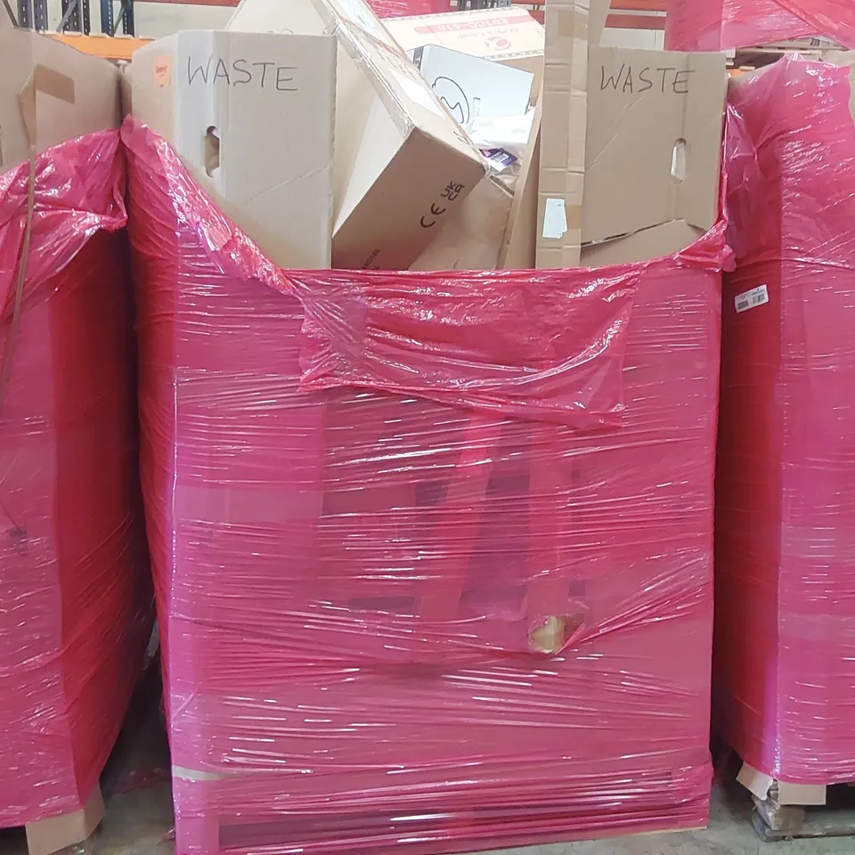 PALLET OF ASSORTED ITEMS INCLUDING: MAKITA PORTABLE CUT OFF SAW, BEDSIDE TABLE, CAMPING CHAIR, LED CEILING FAN LIGHT, MINI RICE COOKER ECT