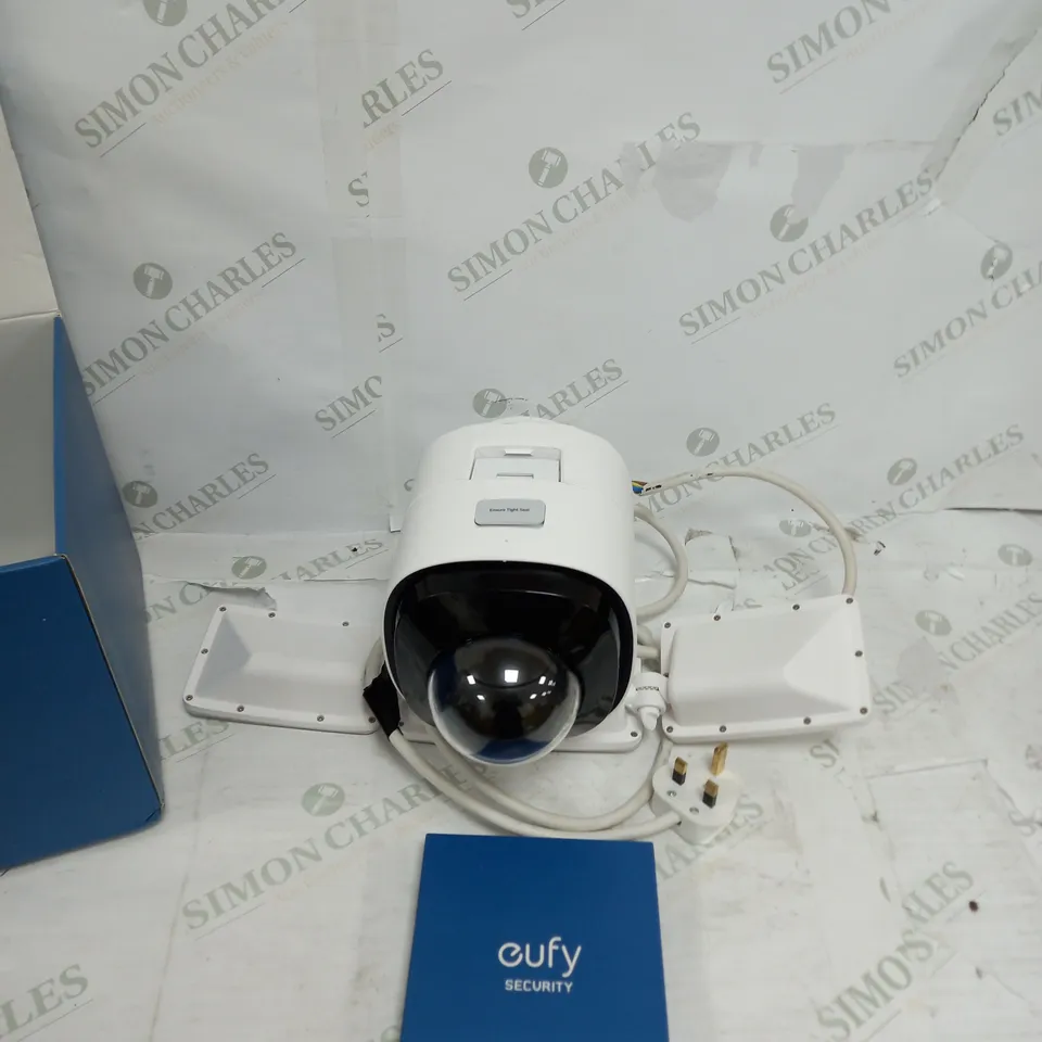 EUFY 2K FLOODLIGHT CAMERA 360 COVERAGE BOXED