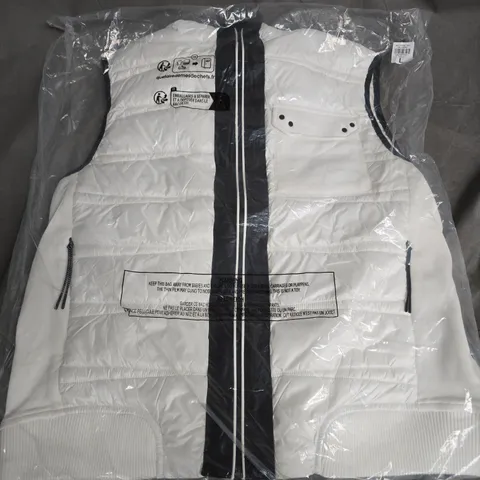 BAGGED RIVED ISLAND STUDIOS BODY WARMER IN WHITE - LARGE