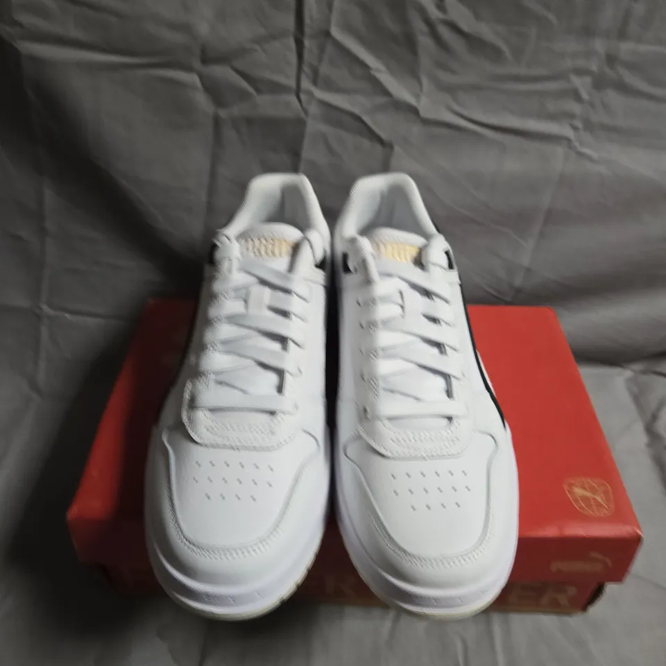 BOXED PAIR OF PUMA GAME LOW TRAINERS - UK SIZE 7 