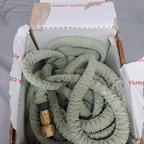 GRUMPY GARDENER REINFORCED EXPANDABLE HOSE WITH ACCESSORIES
