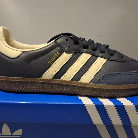 BOXED ADIDAS SAMBA OG IN BLUE - UK 10 1/2 