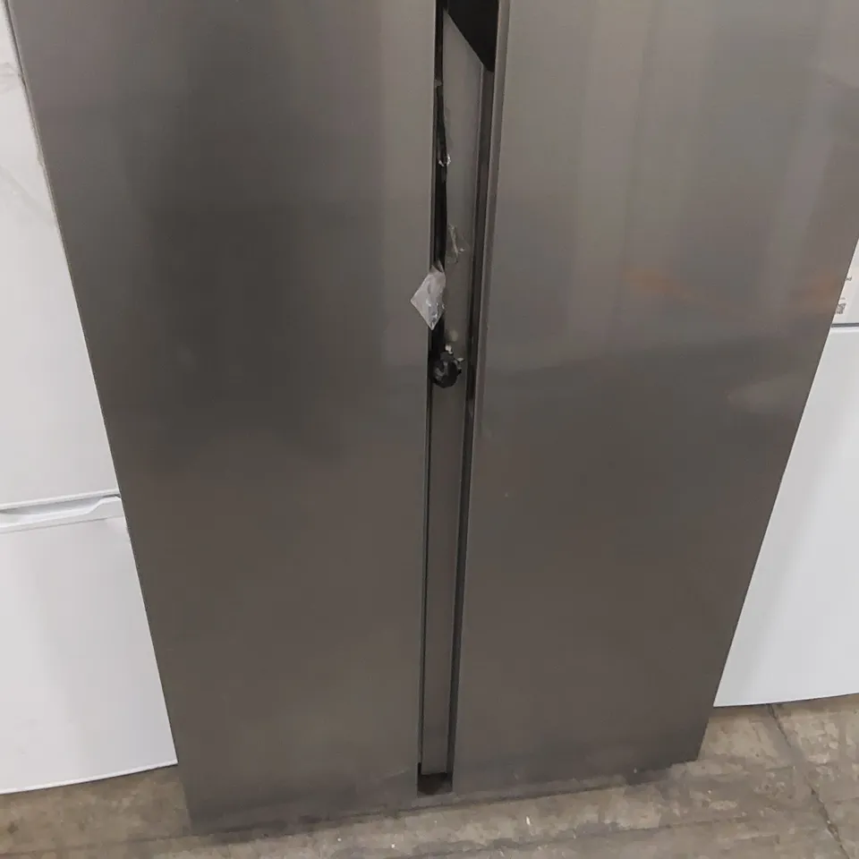 HAIER HSR3918ENPG AMERICAN FRIDGE FREEZER - SILVER