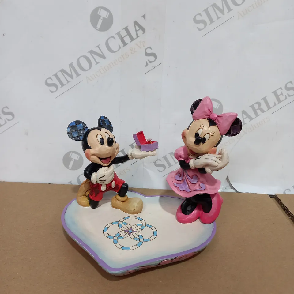 DISNEY MICKEY AND MINNIE MOUSE DECORATIVE ORNAMENT PIECE 