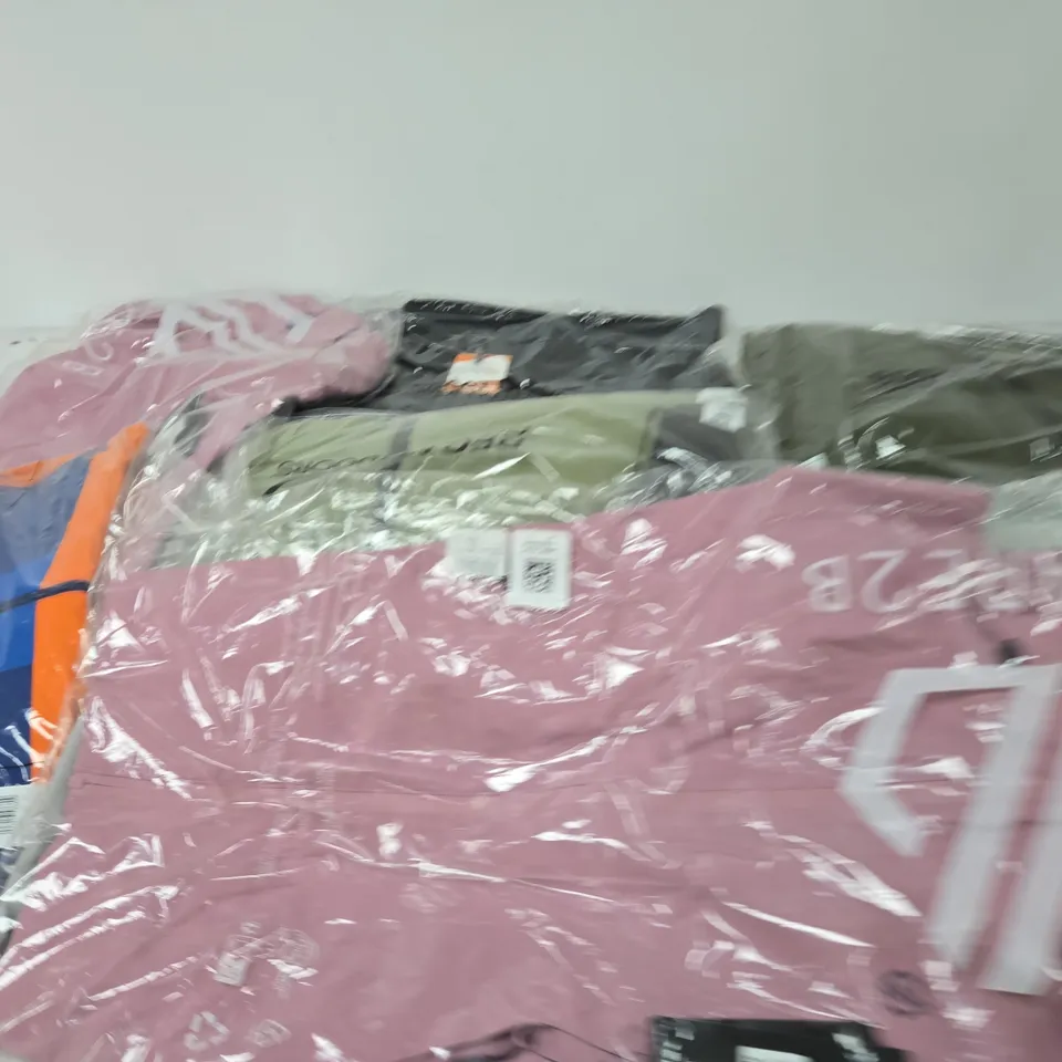 APPROXIMATELY 19 X ASSORTED BRAND NEW REGATTA CLOTHING PRODUCTS IN VARIOUS STYLES & SIZES 