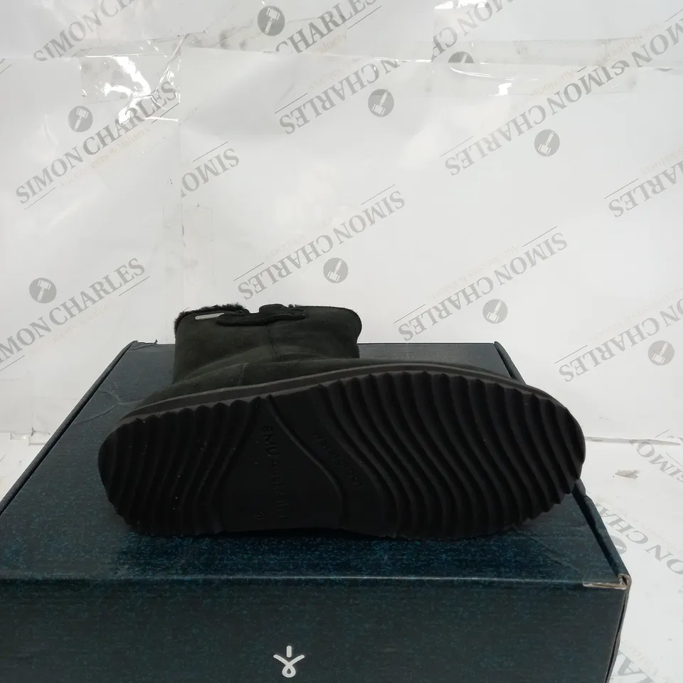 BOXED EMU AUSTRAILIA ELECTRA BOOTS, BLACK - SIZE 5