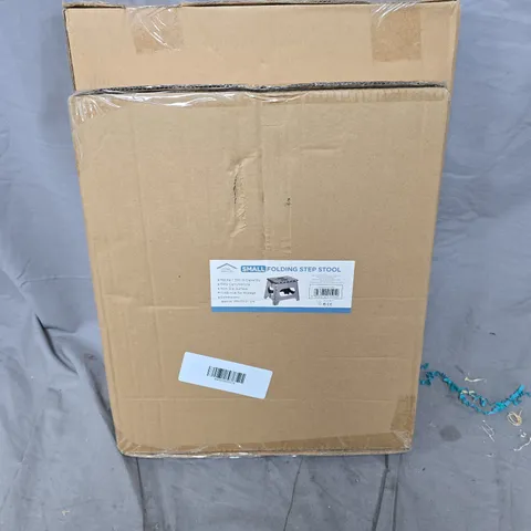 SMALL FOLDING STEP STOOL – GREY