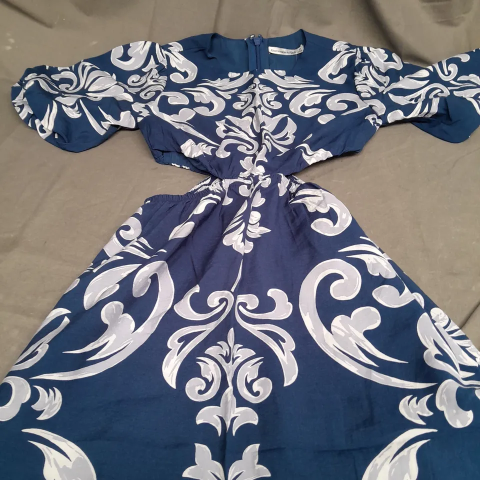 ABERCROMBIE & FITCH BLUE OPEN SIDE DRESS - XS