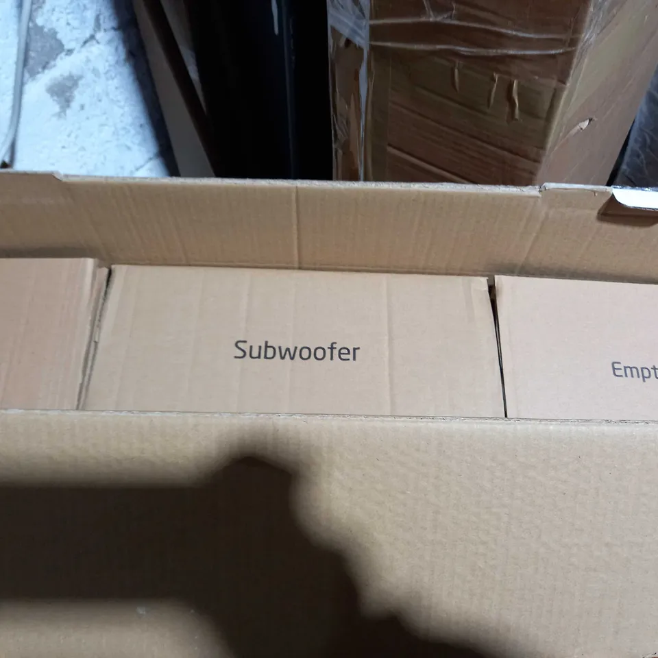 BOXED POLAROID SOUND BAR WITH SUBWOOFER