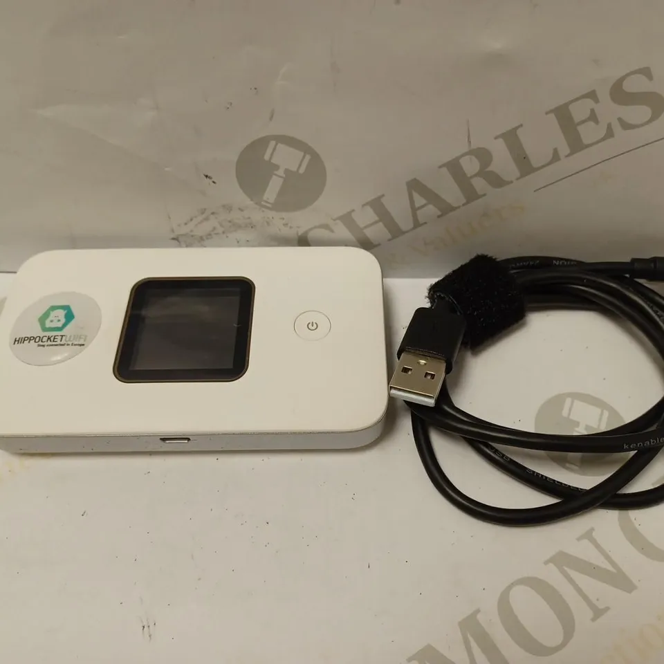 POCKET WIFI MINI HUB