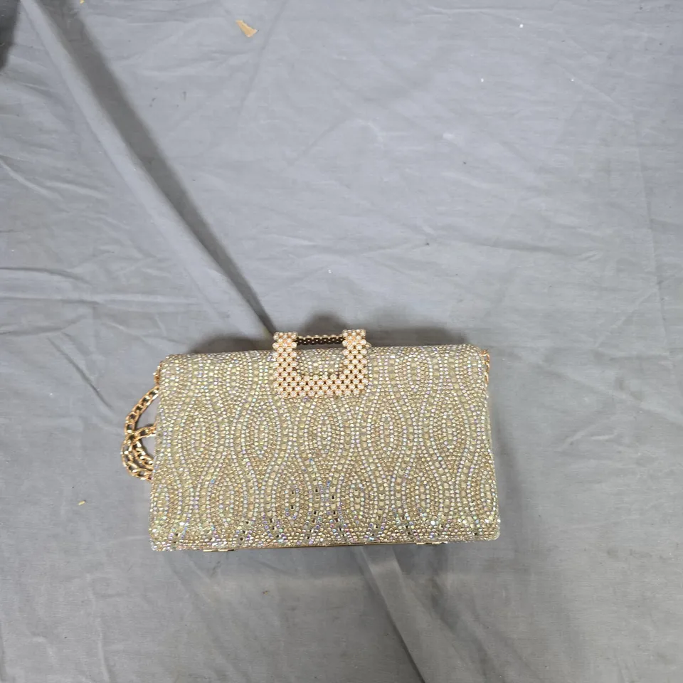 BOX OF APPROXIMATELY 15 ASSORTED ITEMS TO INCLUDE: SPARKLY PURSE 