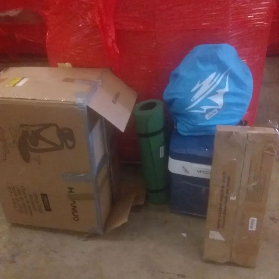 PALLET OF ASSORTED ITEMS INCLUDING OFFICE CHAIR, GARDEN ARCH, YOGA MAT, POP UP TENT