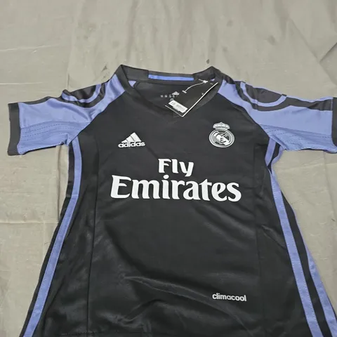KIDS REAL MADRID FC JERSEY - SIZE 18